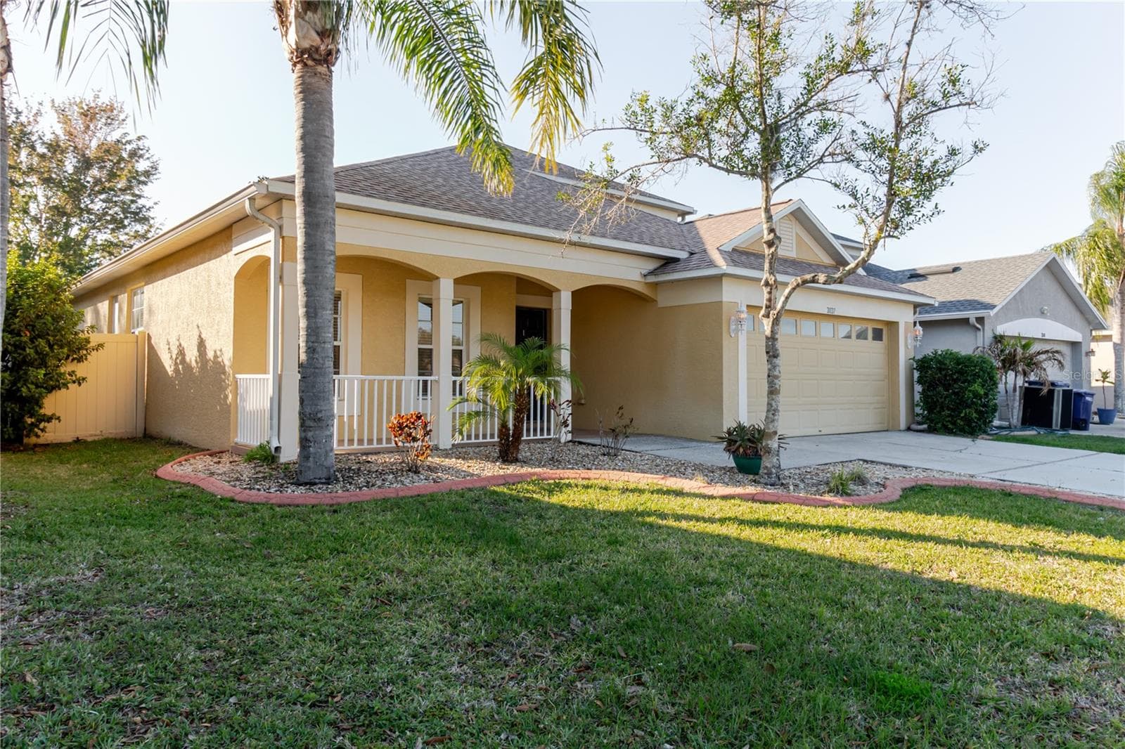 3037 Downan Point Dr photo 2