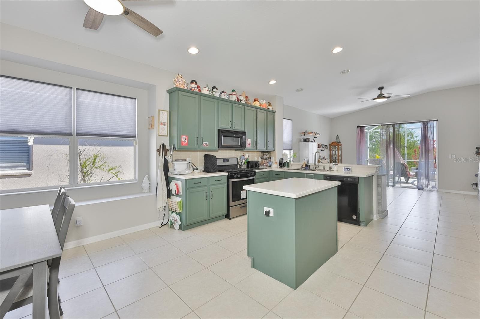 5223 Clover Mist Dr photo 5