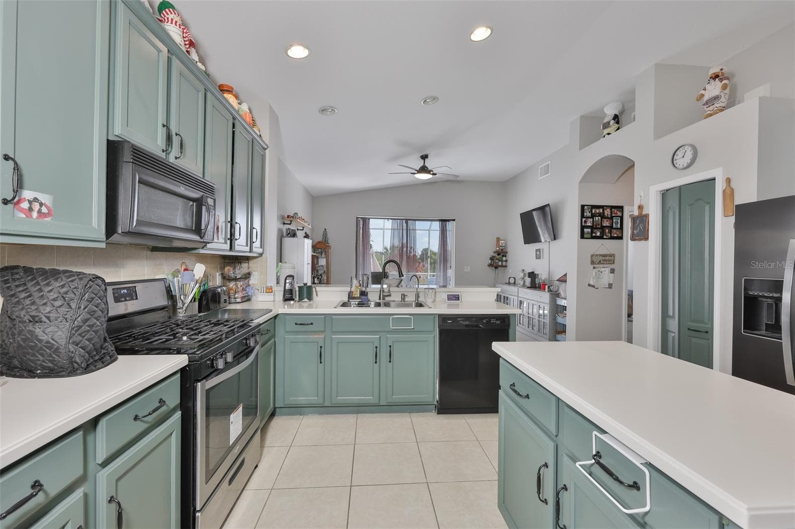 5223 Clover Mist Dr photo 3