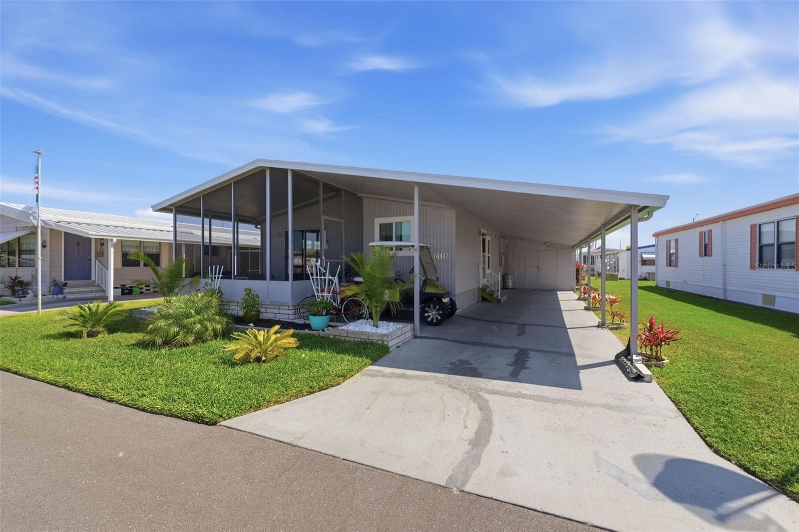 2116 Kona Dr photo 2