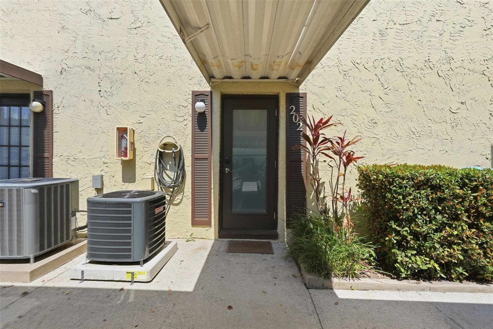 501 E Bay Dr #202 photo 2