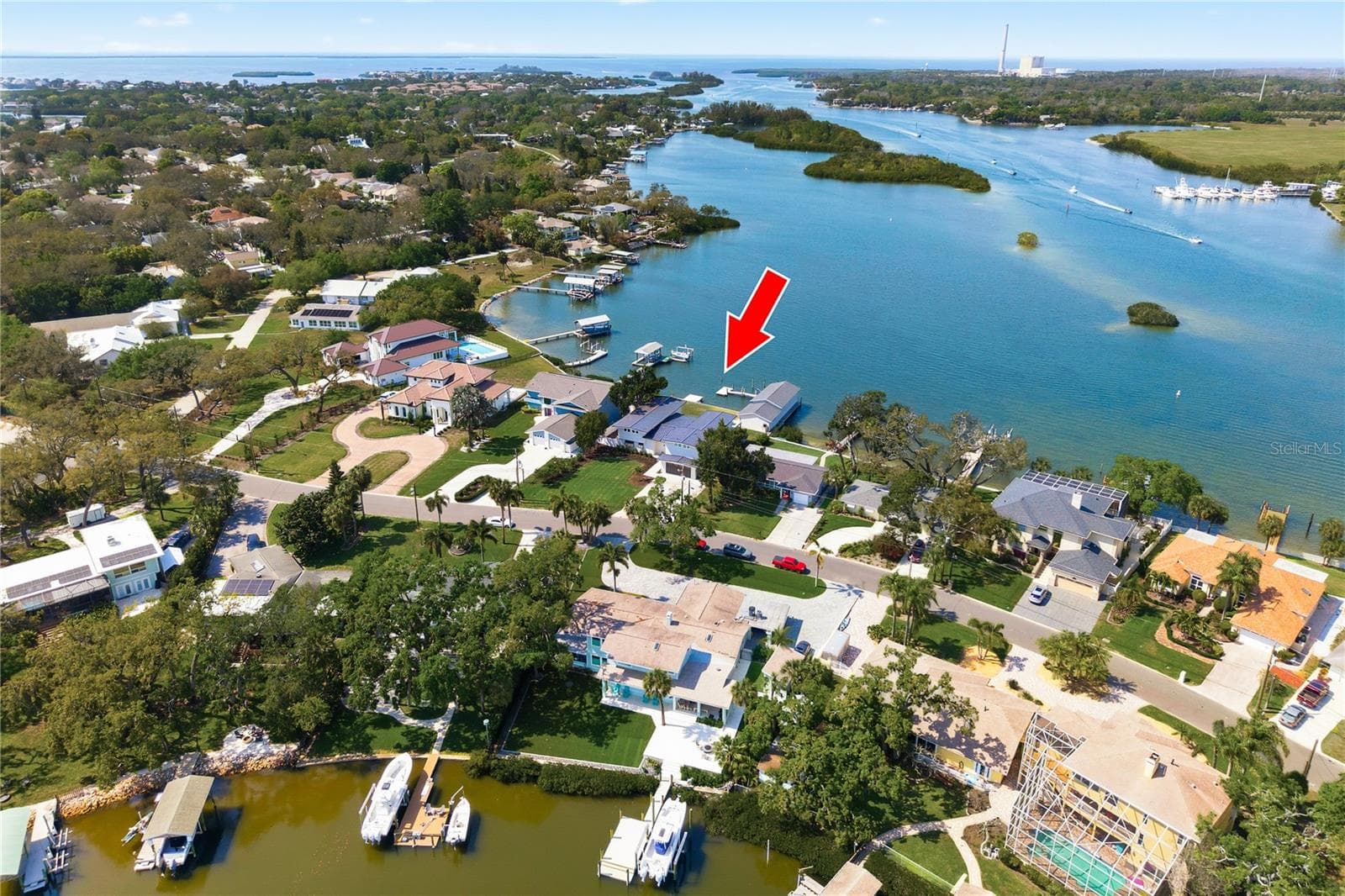 915 Bayshore Dr photo 3