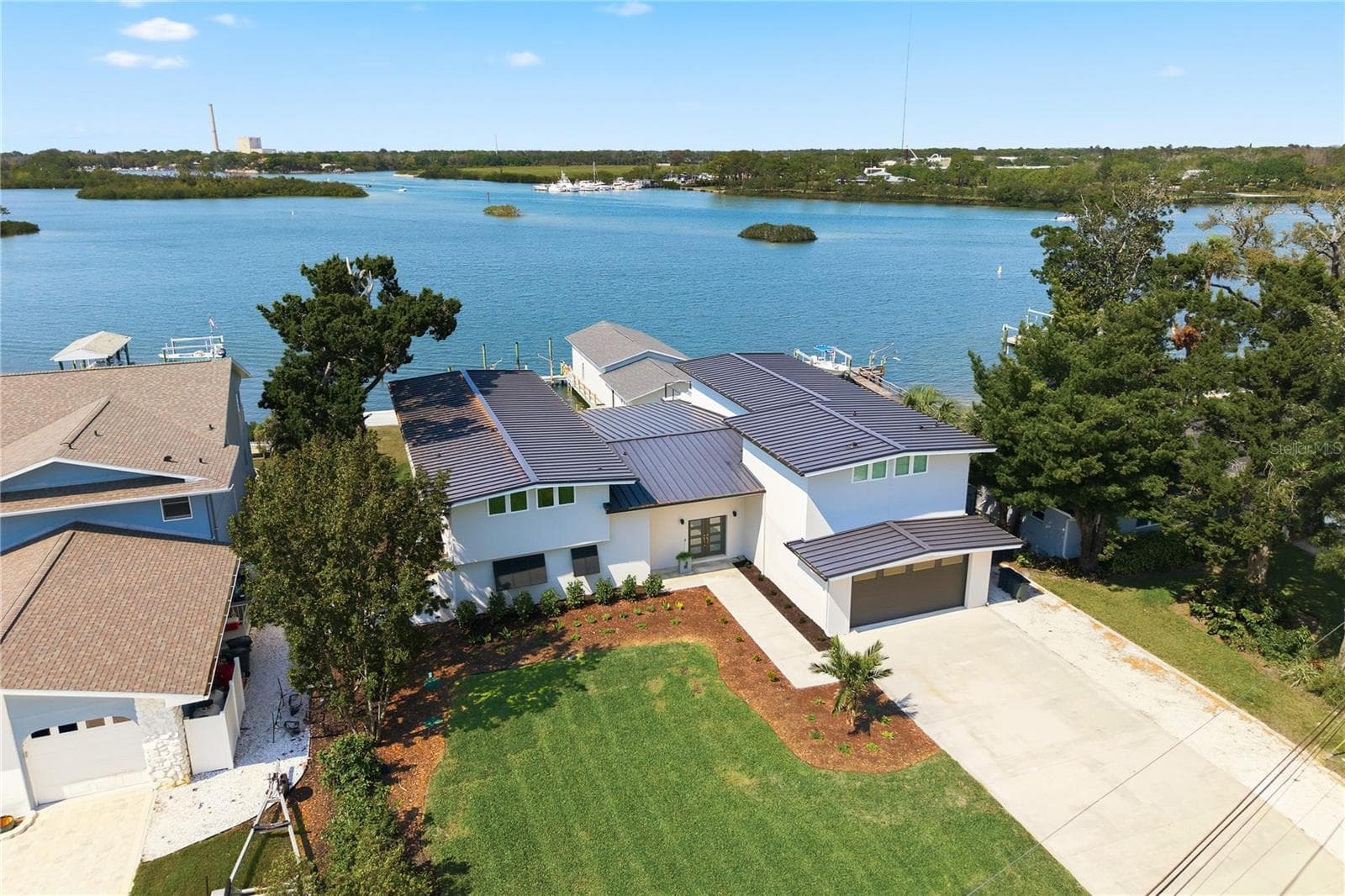 915 Bayshore Dr photo 5