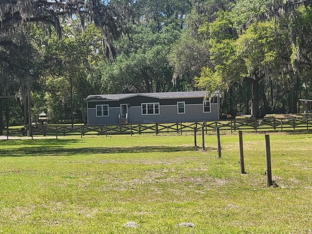 22397 Mondon Hill Rd photo 2