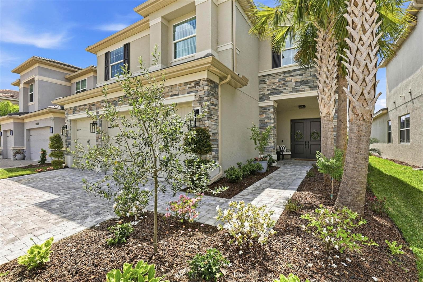 32490 Tree Of Life Ave photo 2