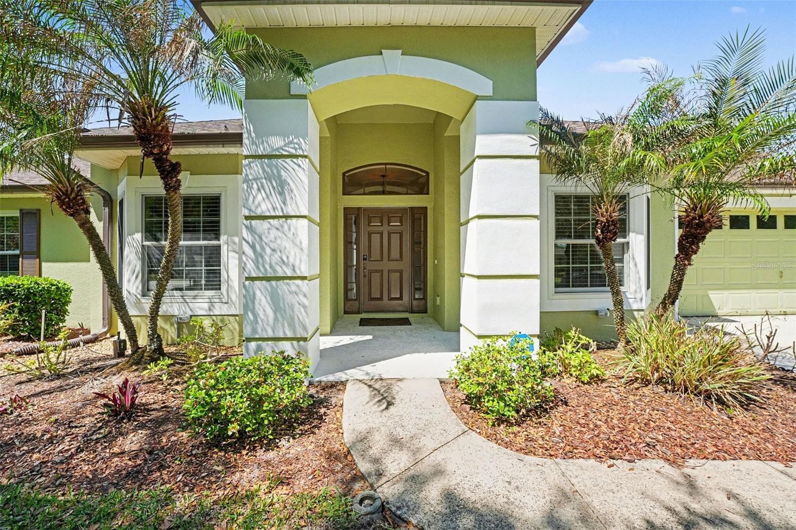 122 Costa Loop photo 3