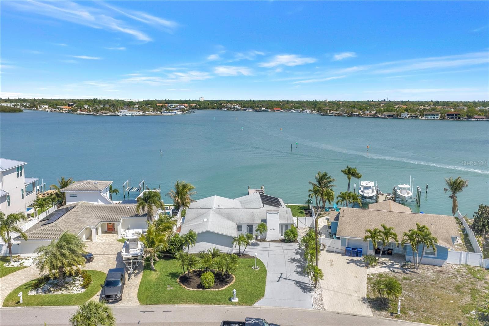 6984 S Shore Dr S photo 3