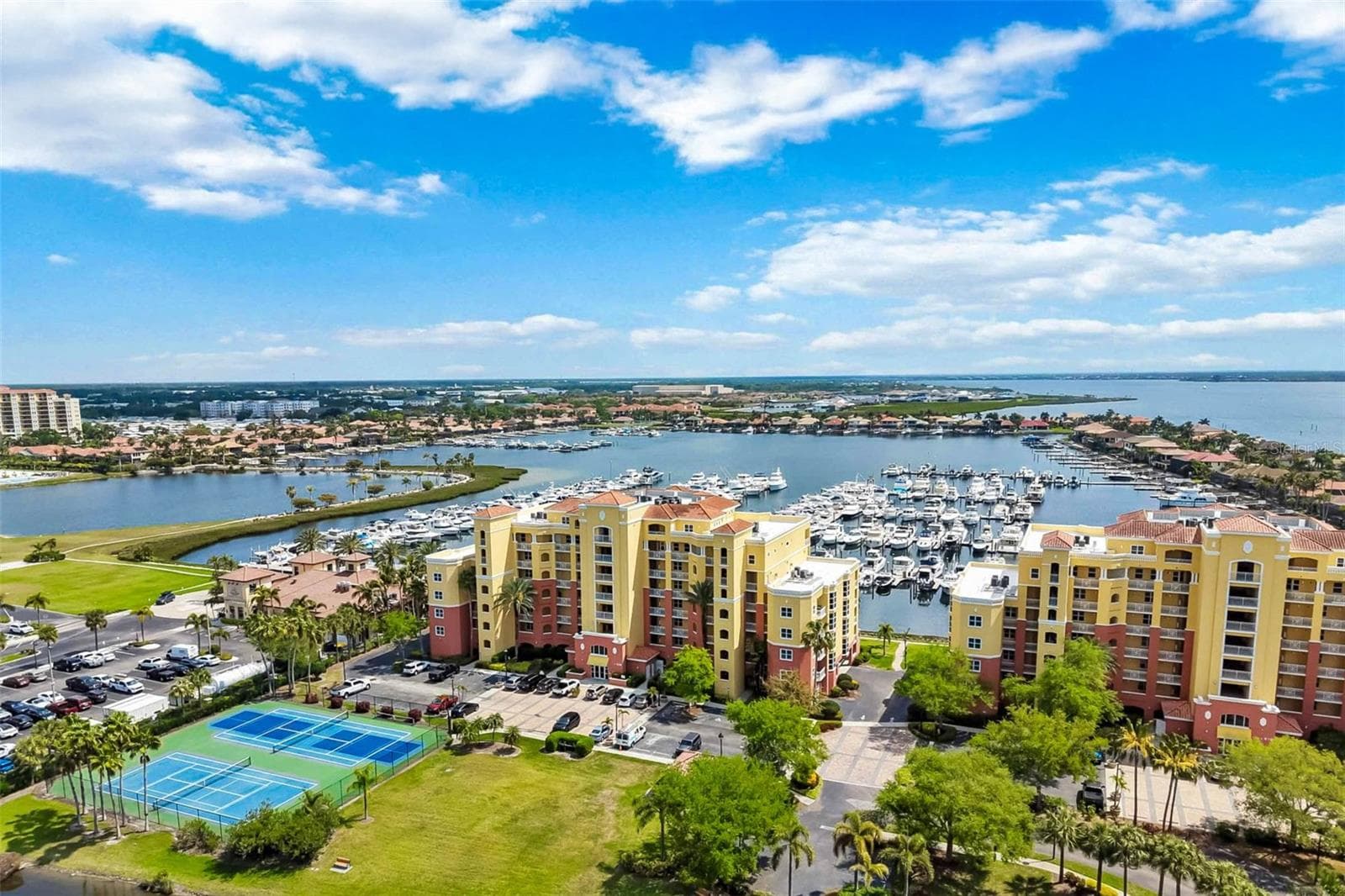 606 Riviera Dunes Way #601 photo 2