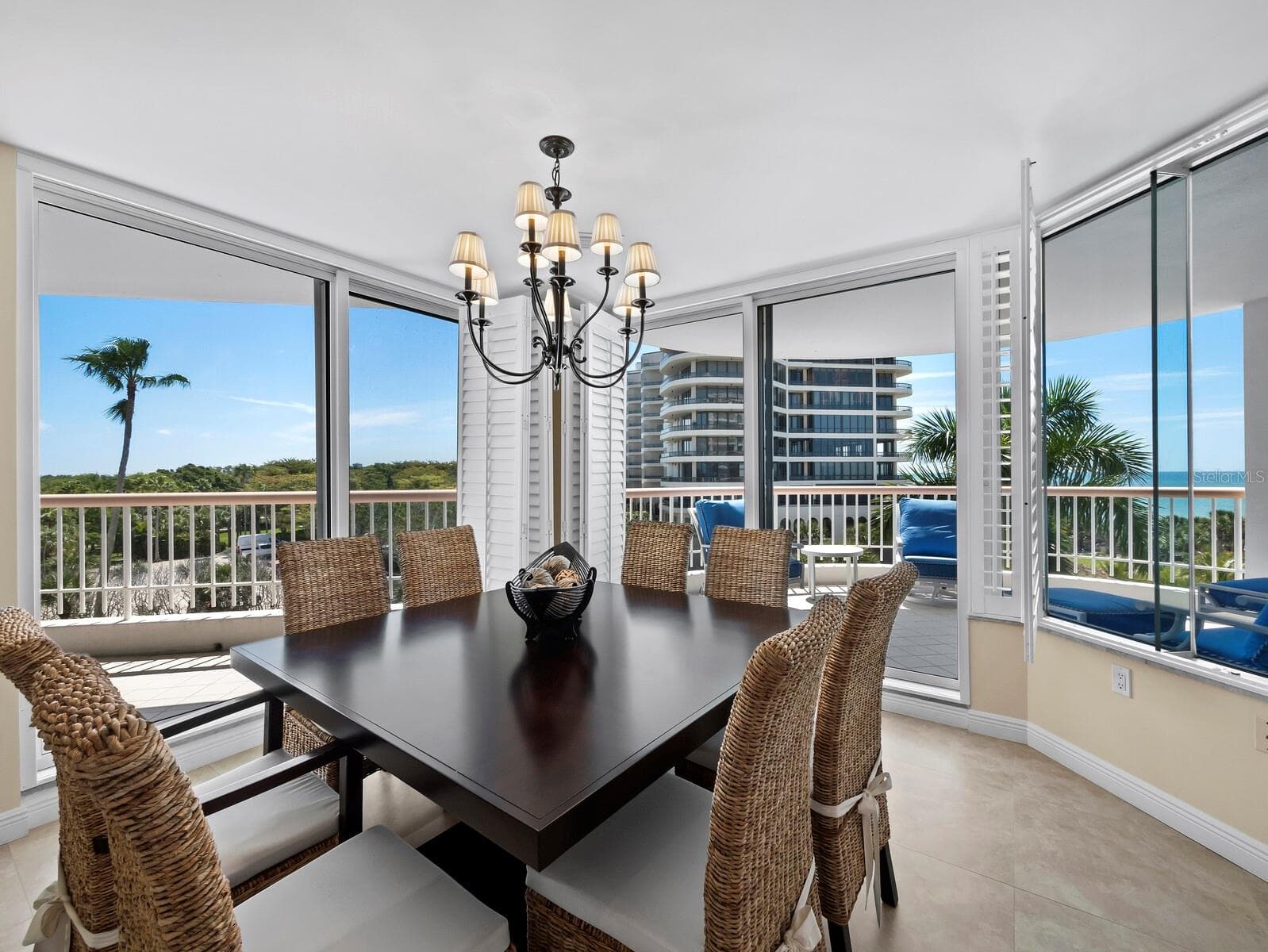 455 Longboat Club Rd #402 photo 5