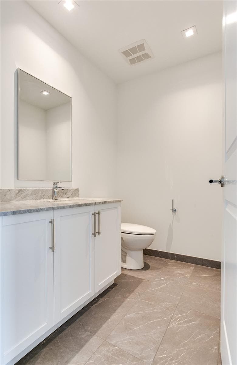 3015 S Ysabella Ave #2401 photo 4