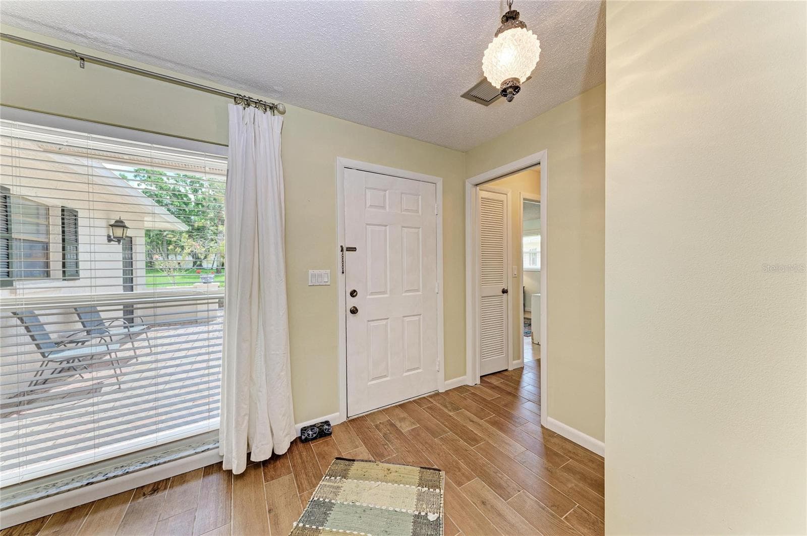 7160 Fairway Bend Cir photo 5