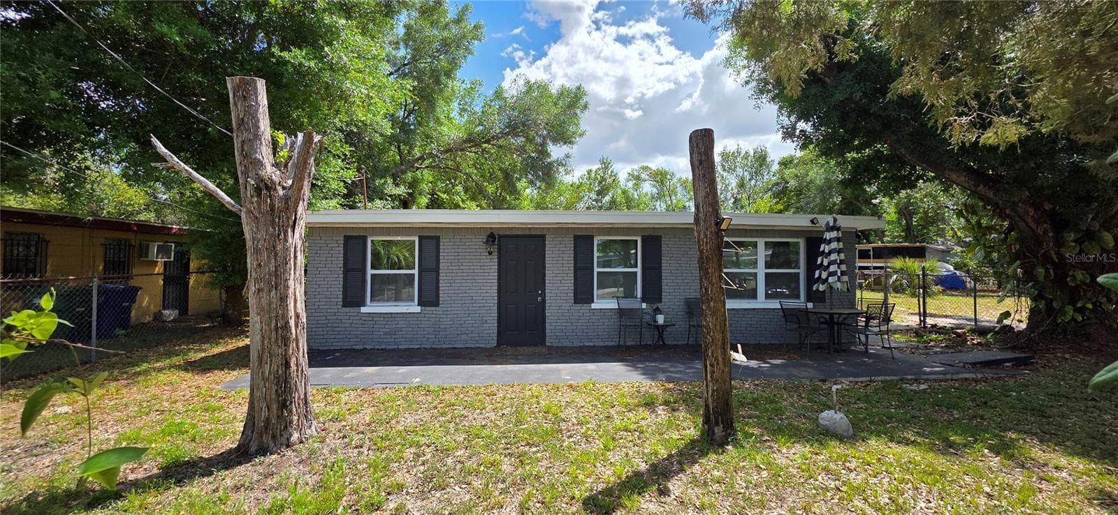 4215 E Henry Ave photo 2