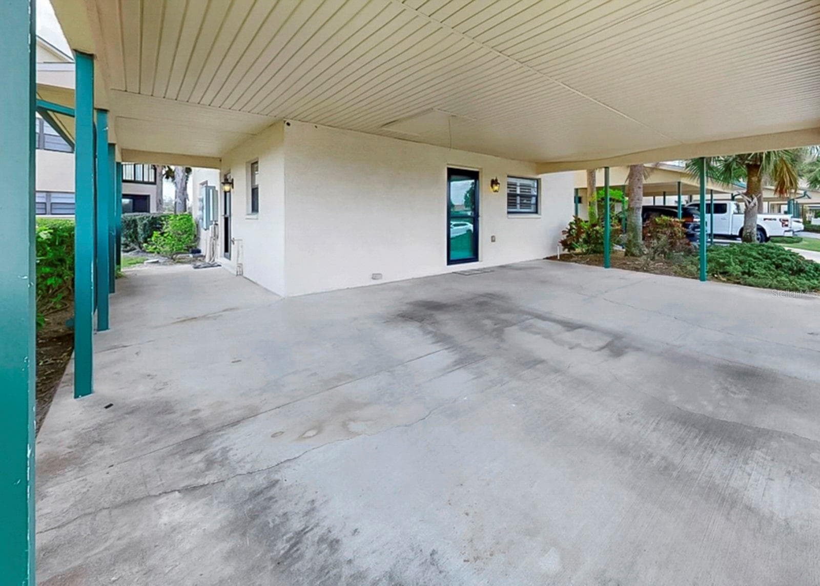 626 Yardarm Dr #13 photo 5