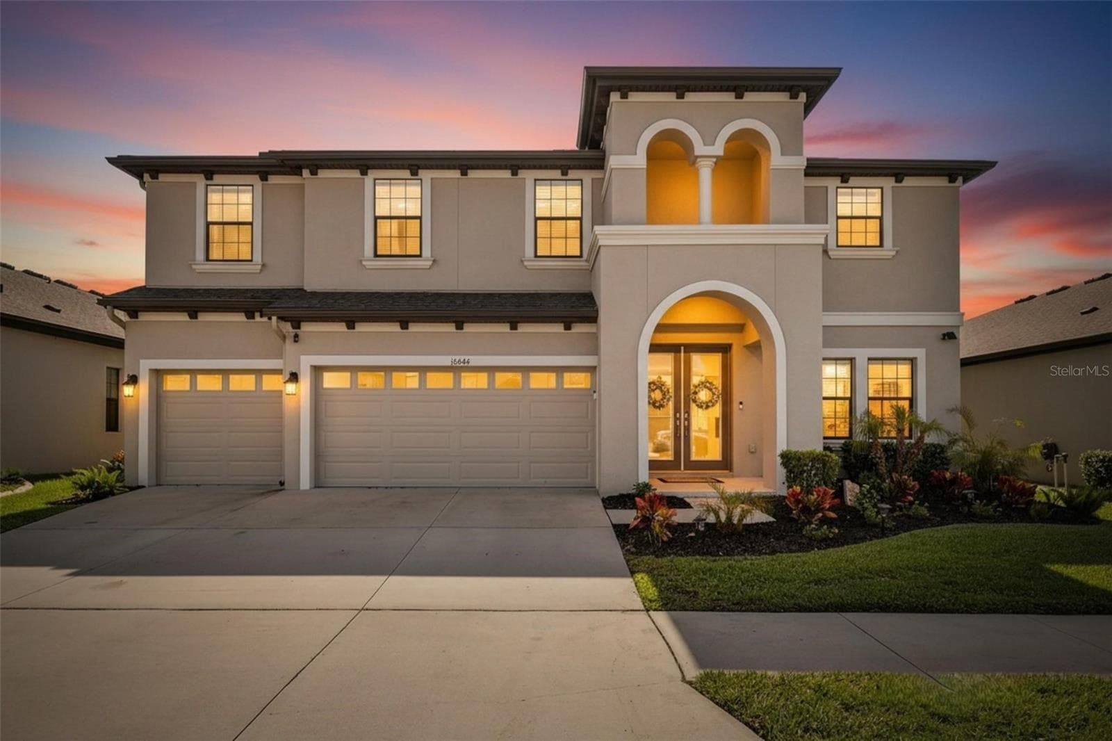 12444 Horseshoe Bend Dr photo 2