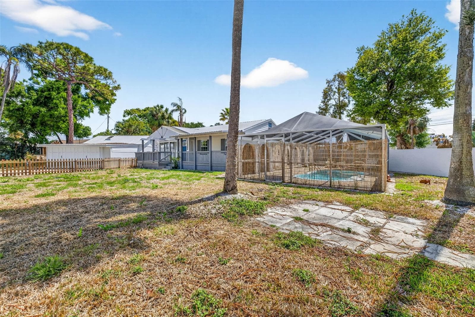 3620 E Tampa Cir photo 3