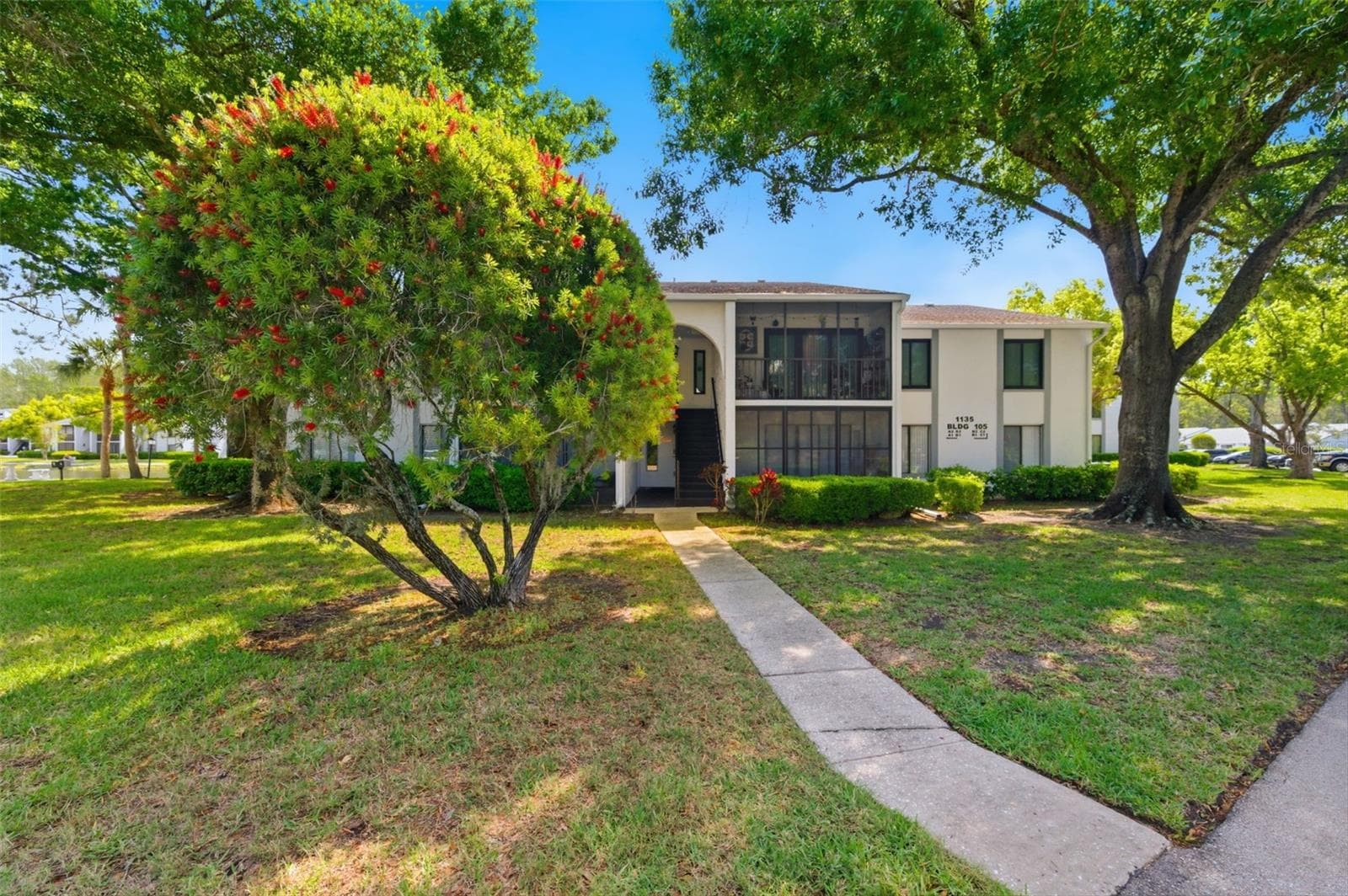 1135 Pine Ridge Cir W #A2 photo 4