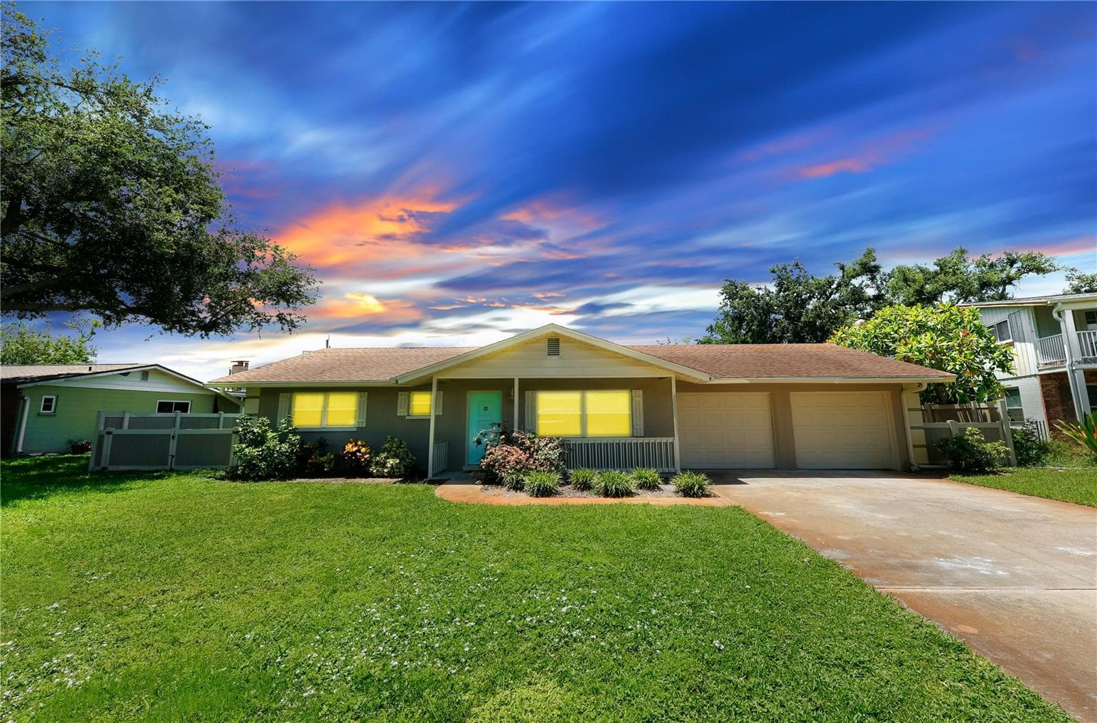 5211 24th Avenue Dr W photo 2