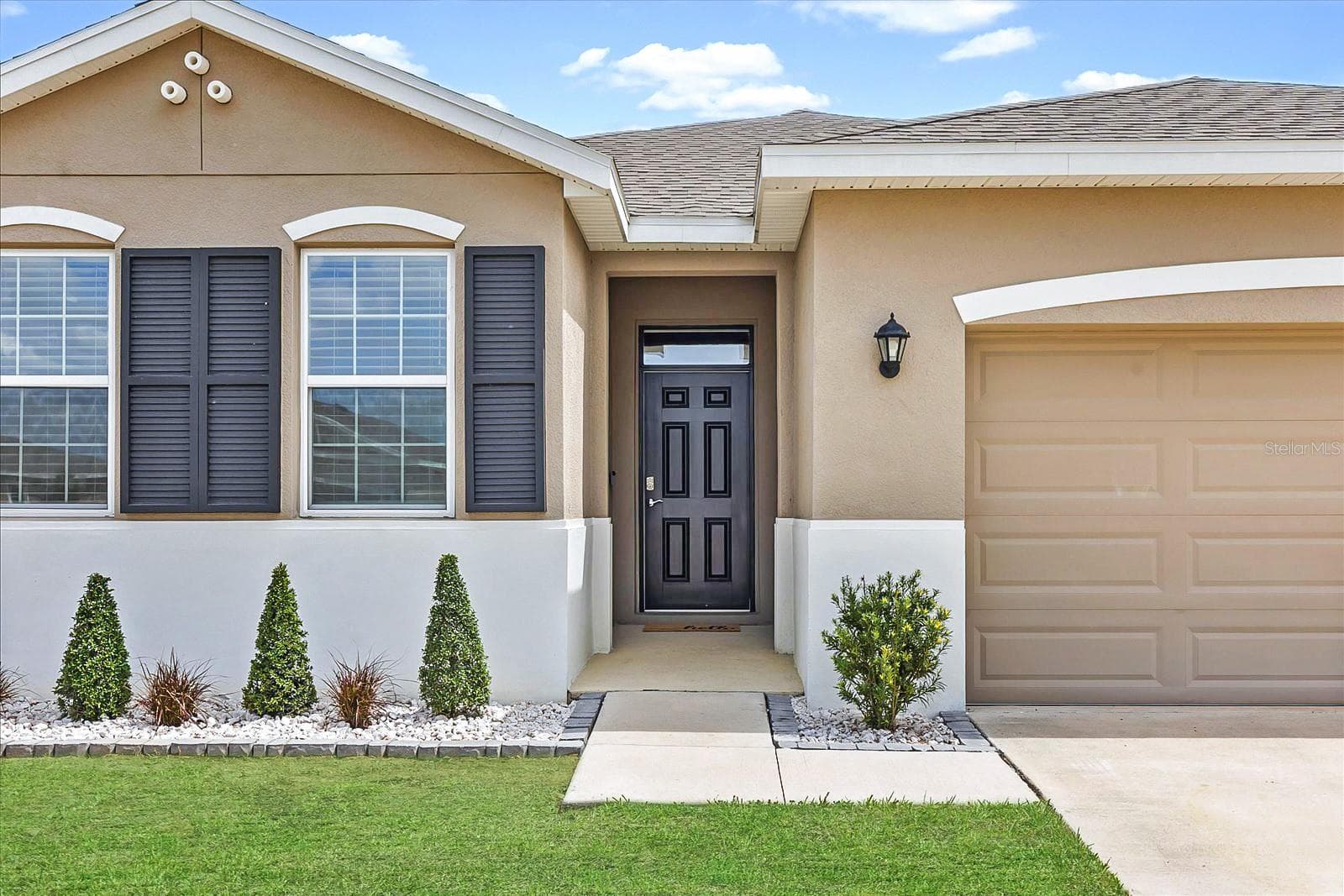 8324 Wheat Stone Dr photo 2