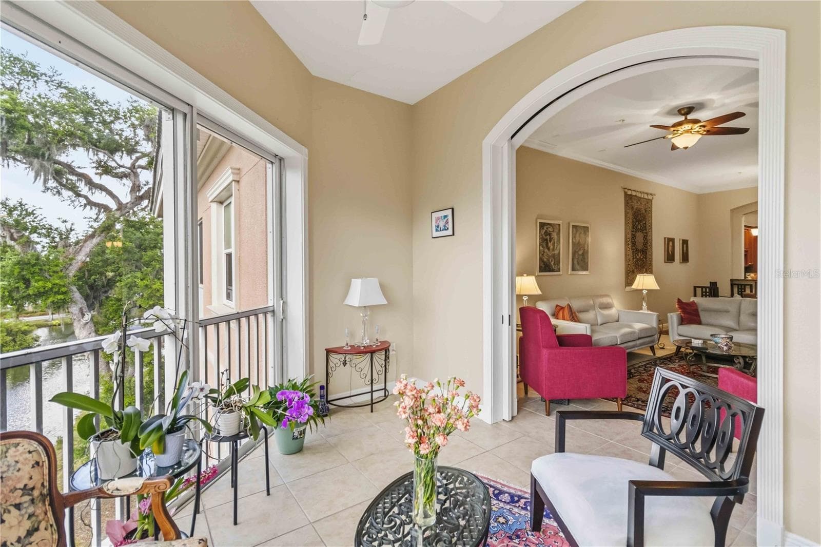 5246 Manorwood Dr #4C photo 2