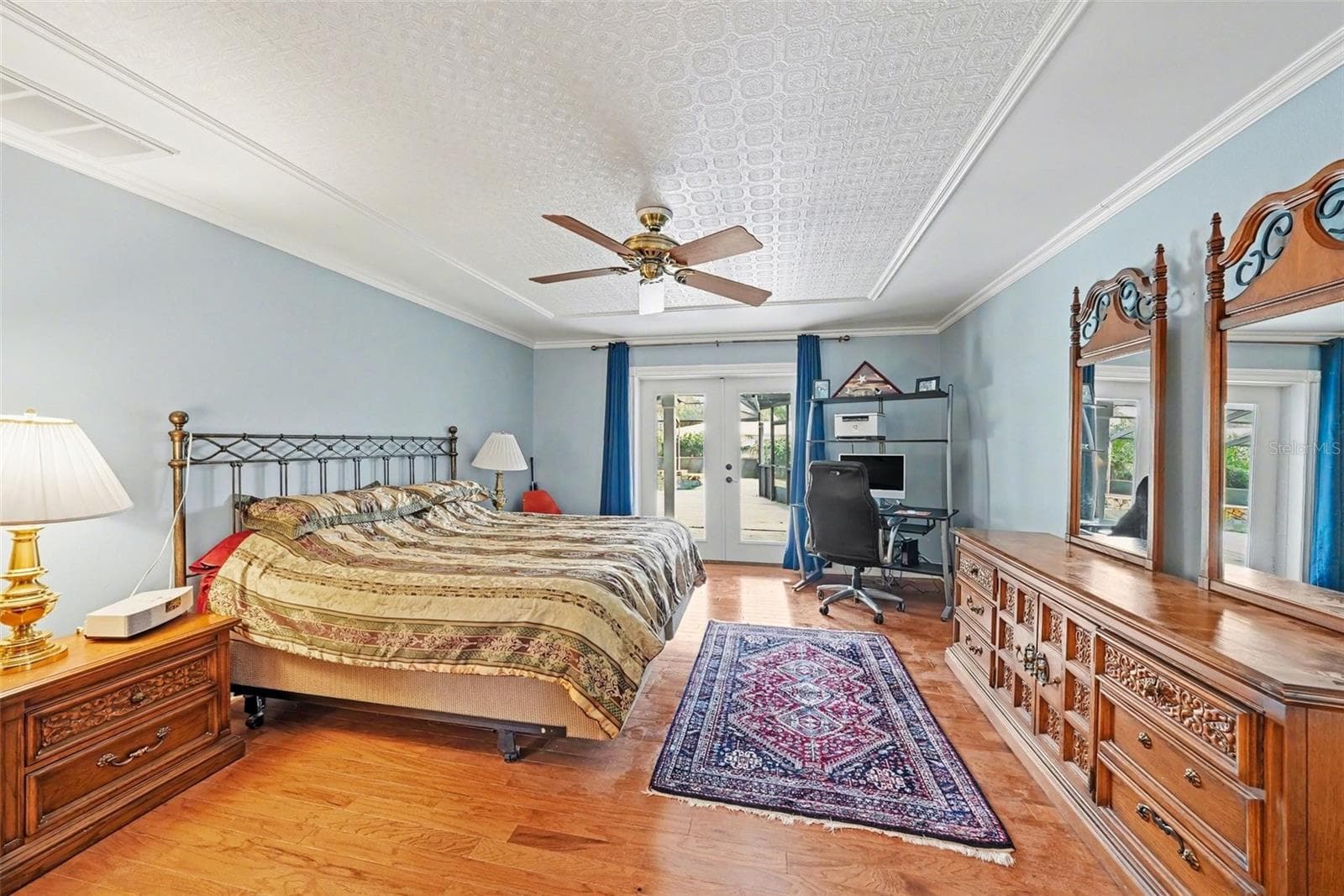 1009 Morfield Ln photo 4