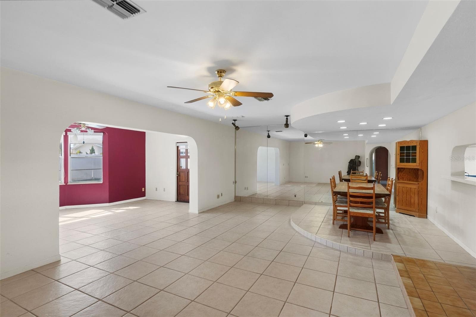 1768 Harbor Cir E photo 4