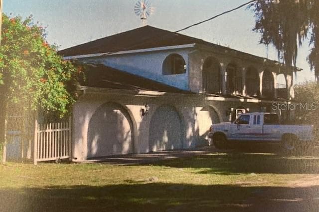 8731 Lithia Pinecrest Rd photo 2
