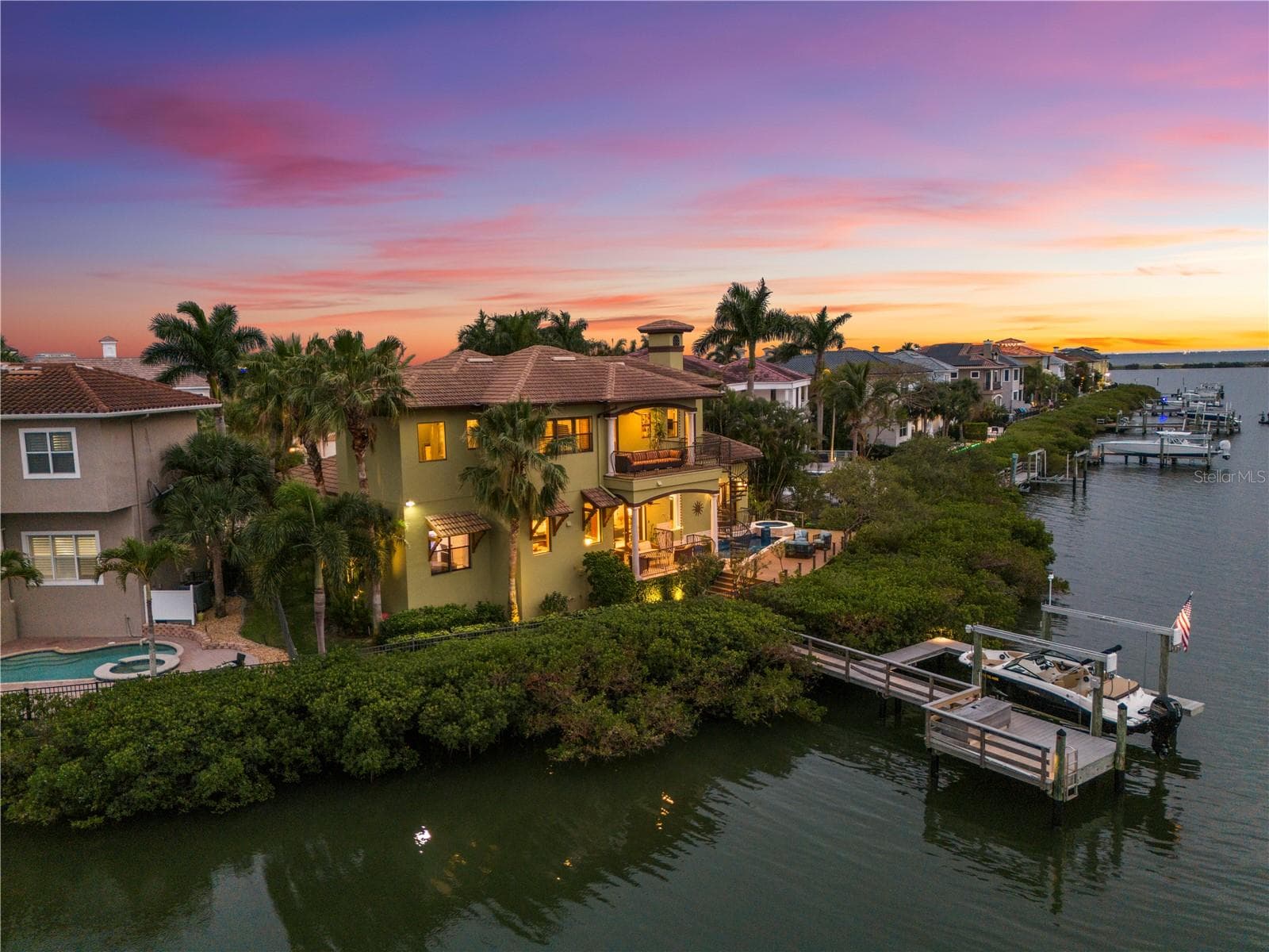 4128 Causeway Vista Dr photo 3