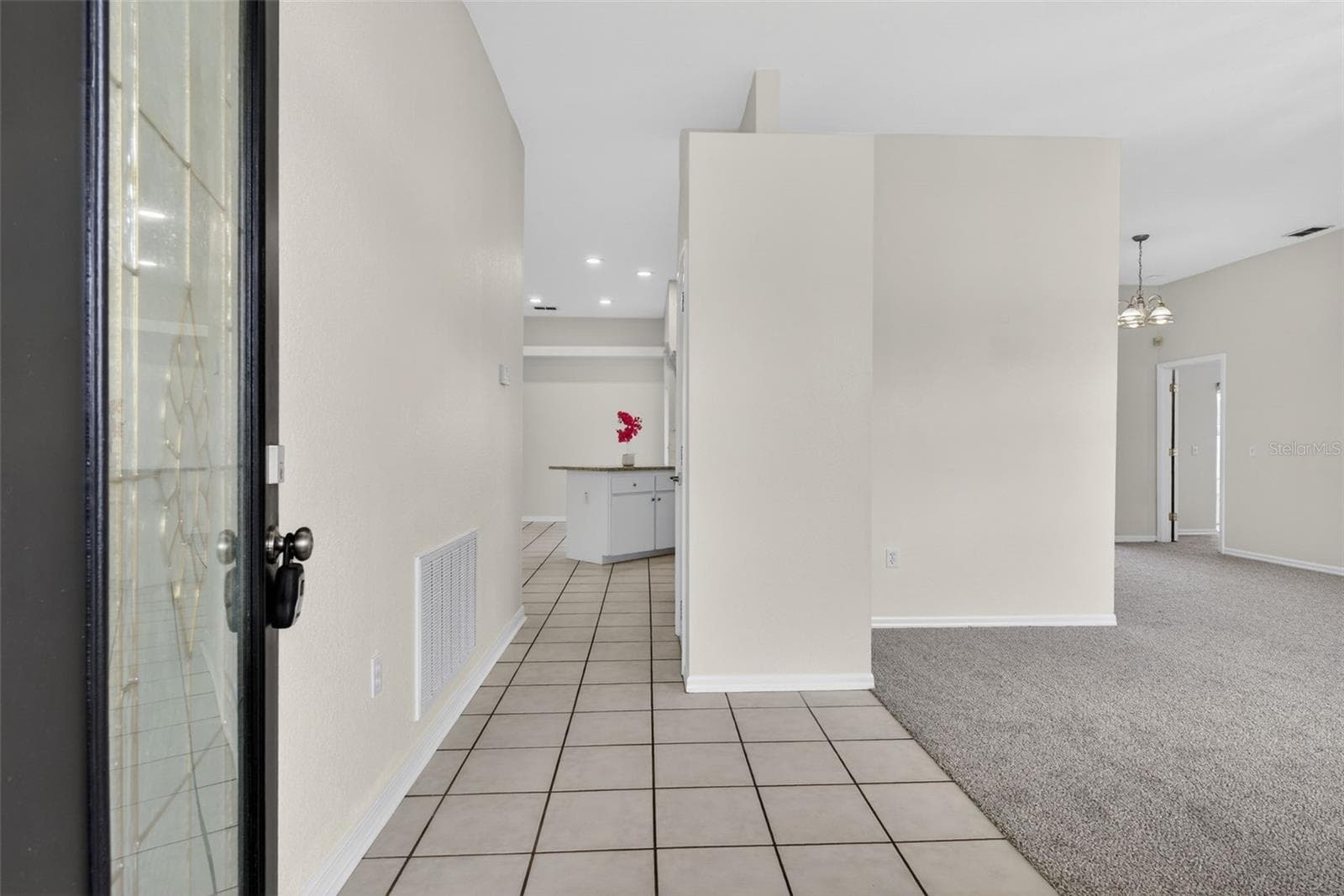 131 Ruby Lake Dr photo 2