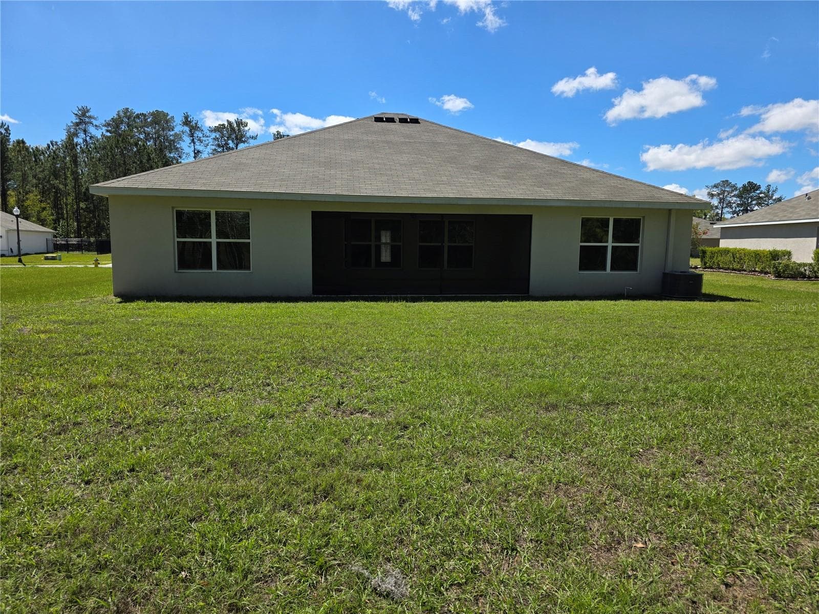 5058 Diantha Way photo 2