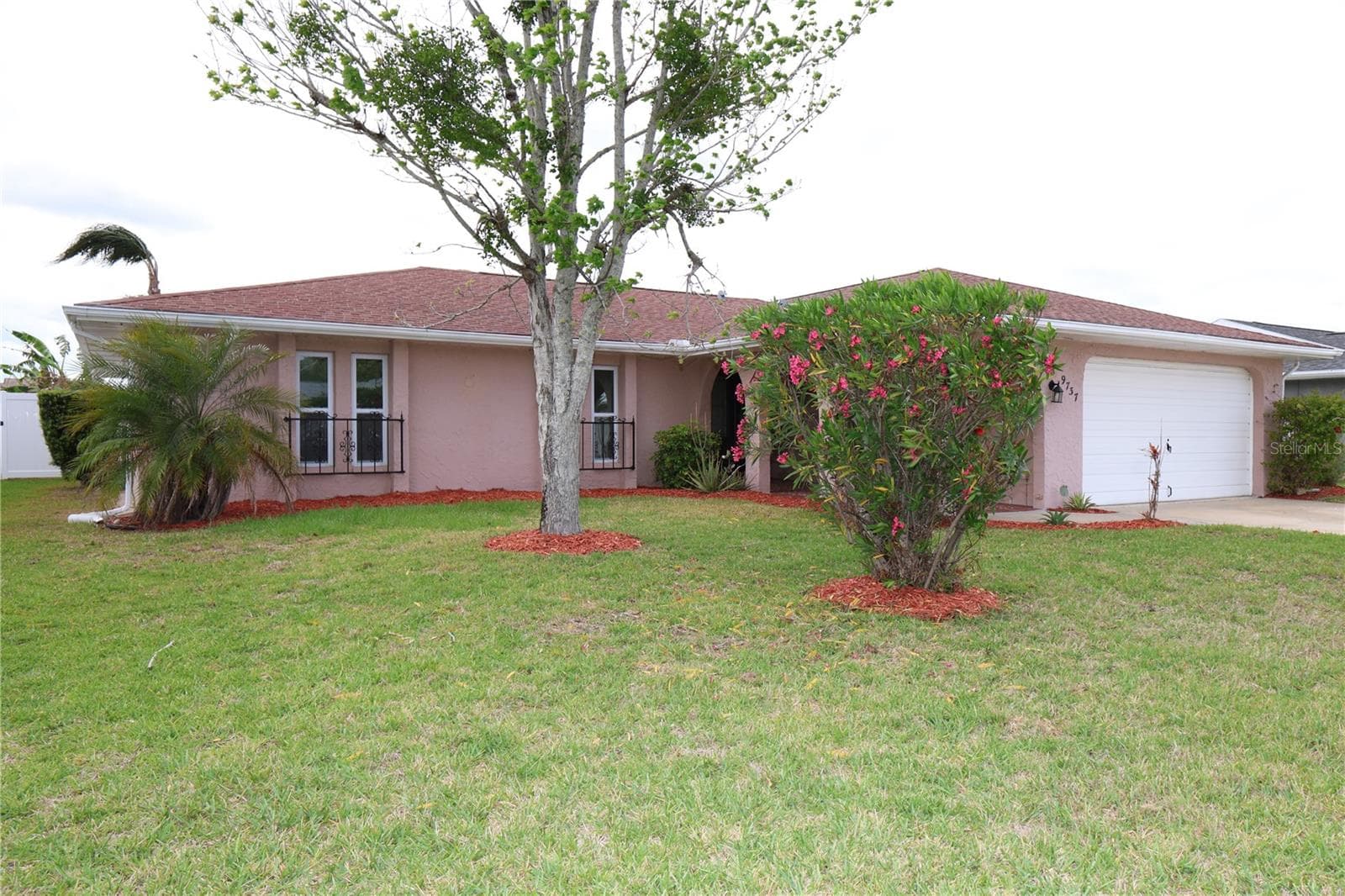 9737 San Vincente Way photo 2