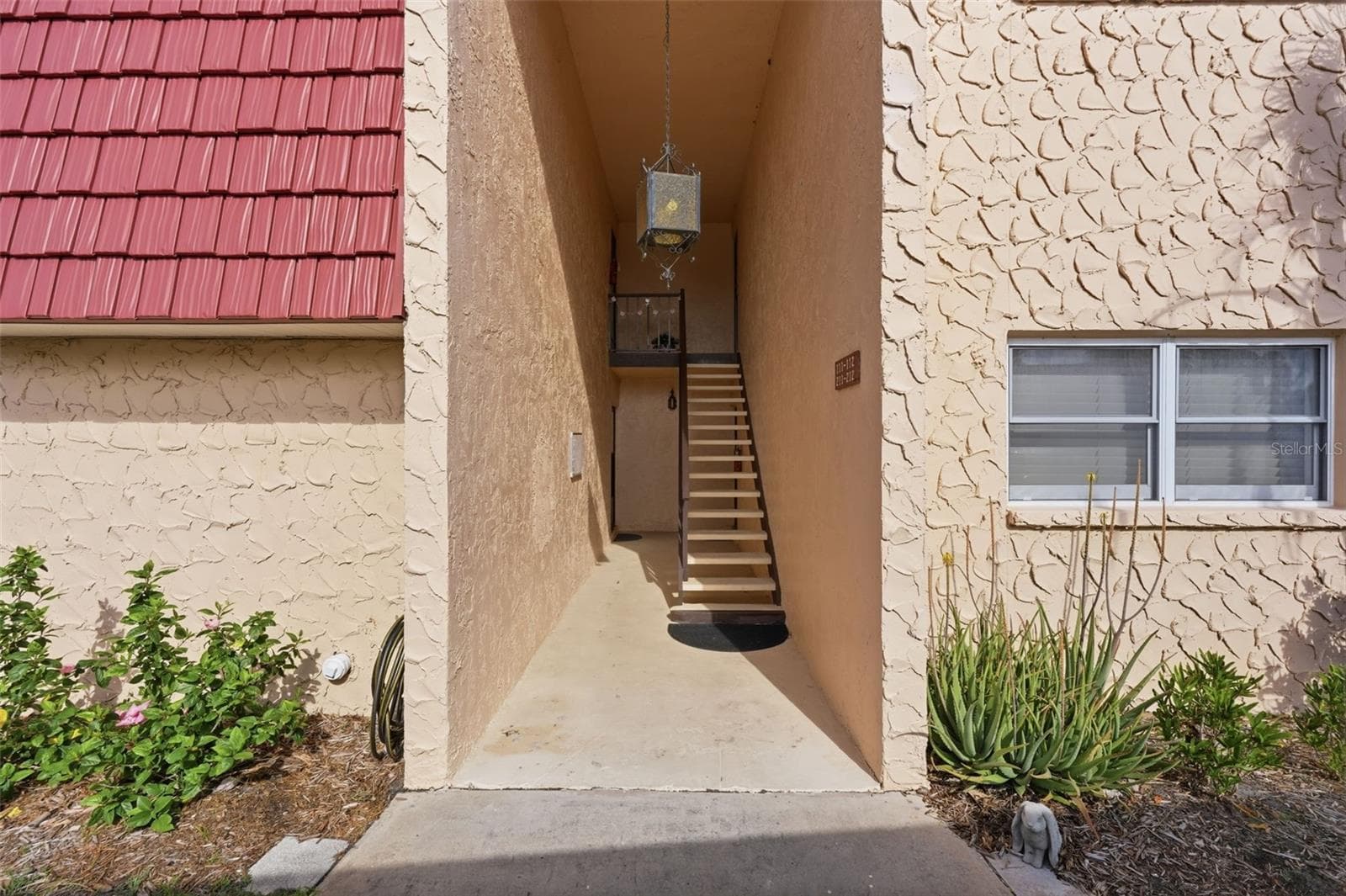 212 Cedarwood Cir #212 photo 2