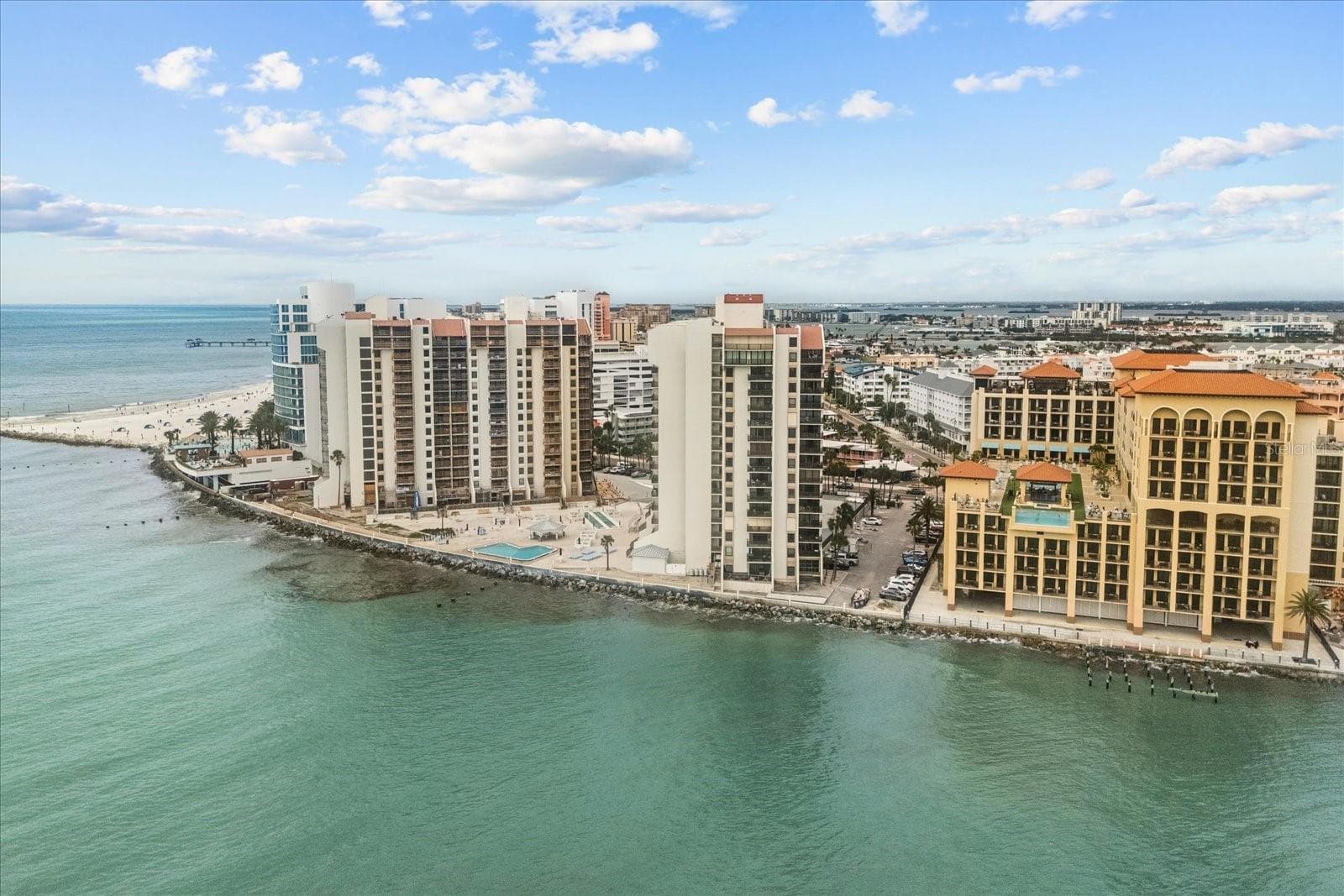 450 S Gulfview Blvd #802 photo 2