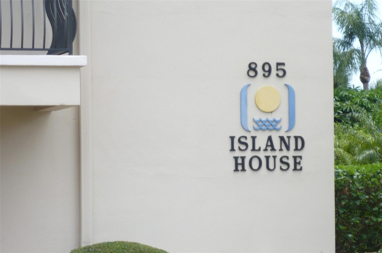 895 S Gulfview Blvd #303 photo 2
