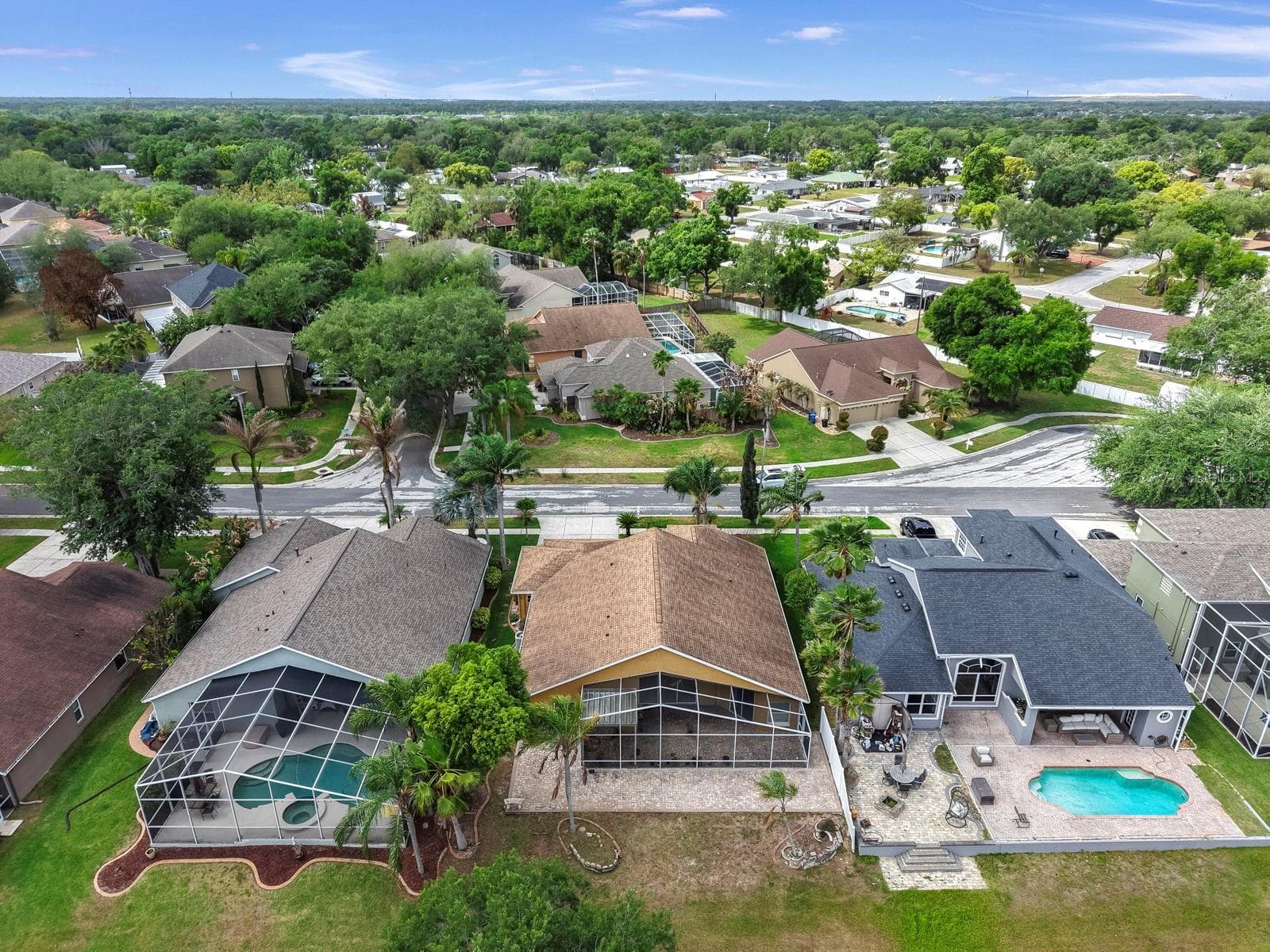 220 Rosana Dr photo 3