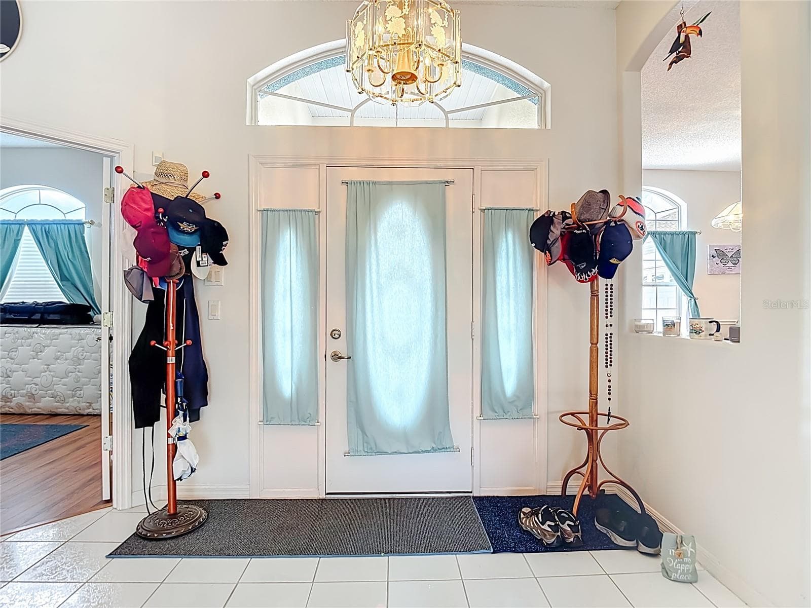 8410 Maybelle Dr photo 3