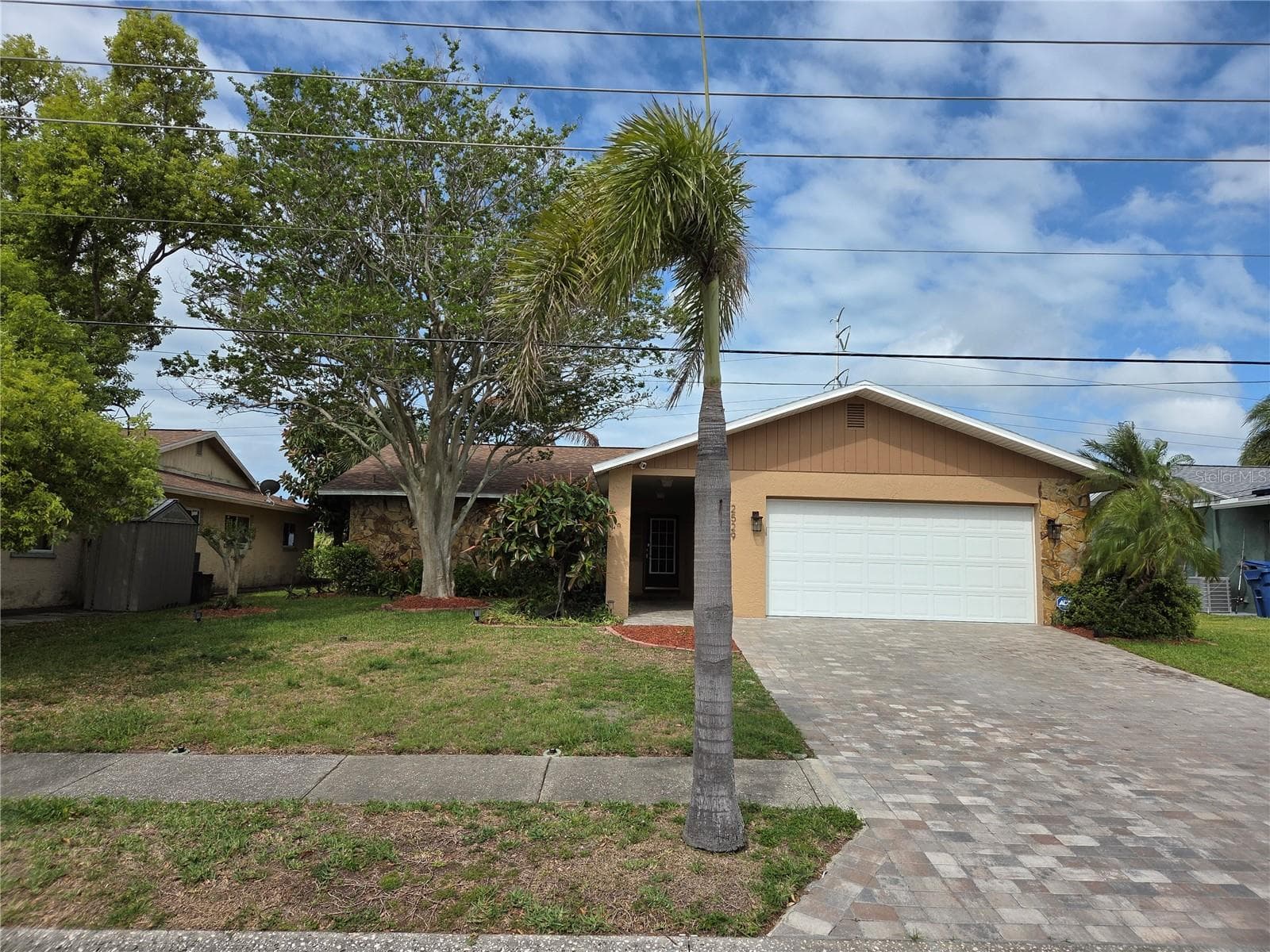 2529 San Luis Rd photo 4