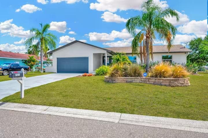 721 Eagle Ln photo 2