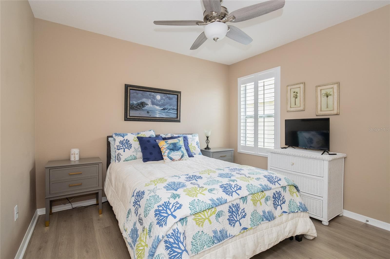 5688 Siltstone St photo 4