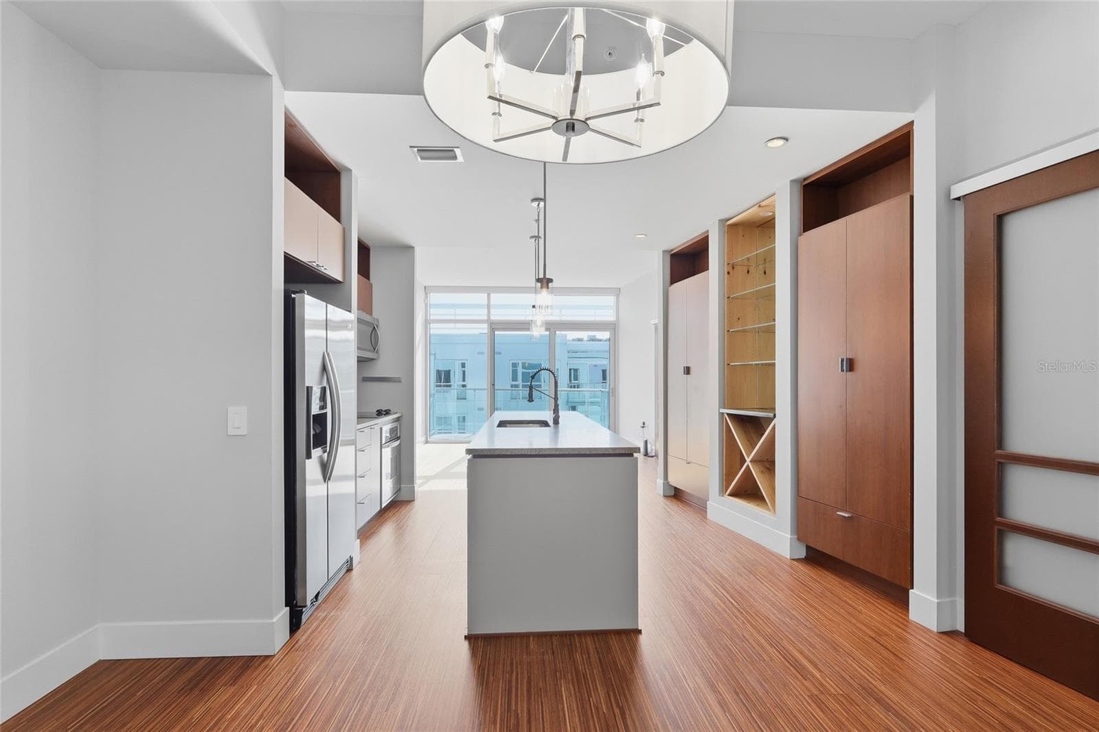 111 N 12th St #1811 photo 2