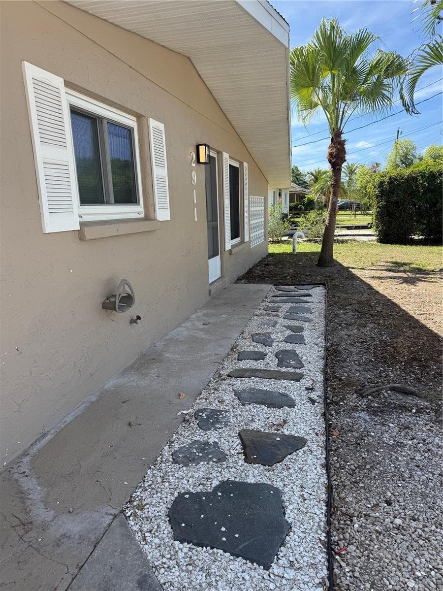 2911 Pafko Dr photo 3