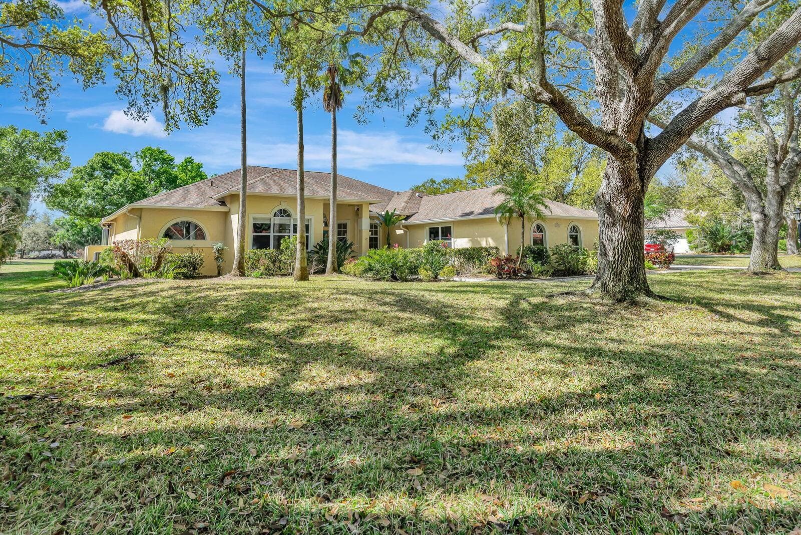 7212 N Serenoa Dr photo 2