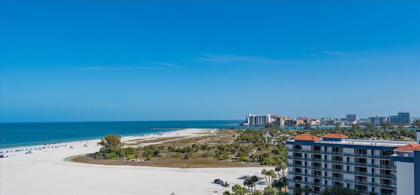 1170 Gulf Blvd #1004 photo 2