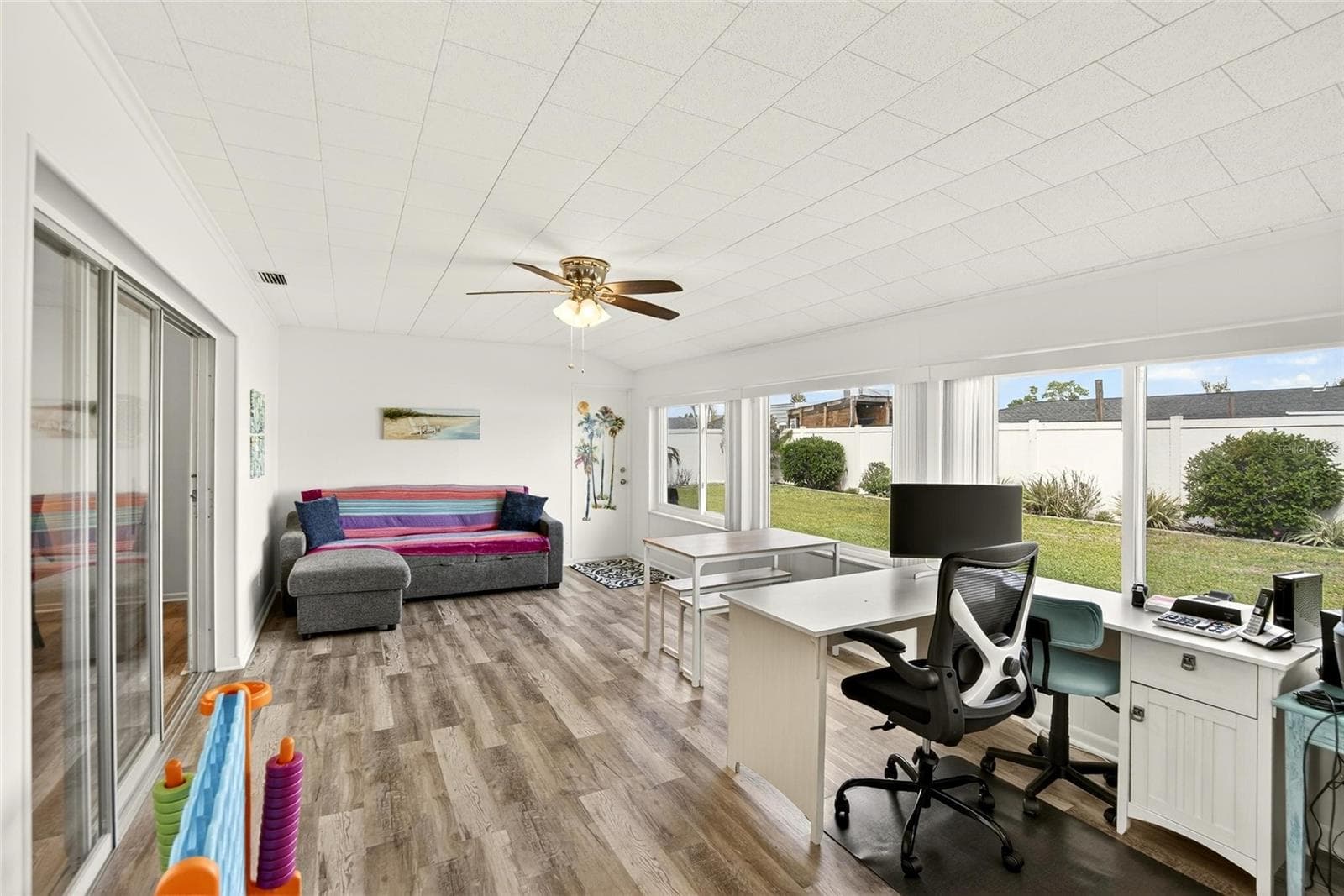 809 Oakmont Ave photo 4