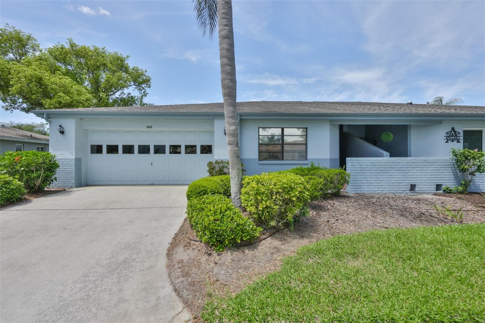 1618 Leland Dr photo 2