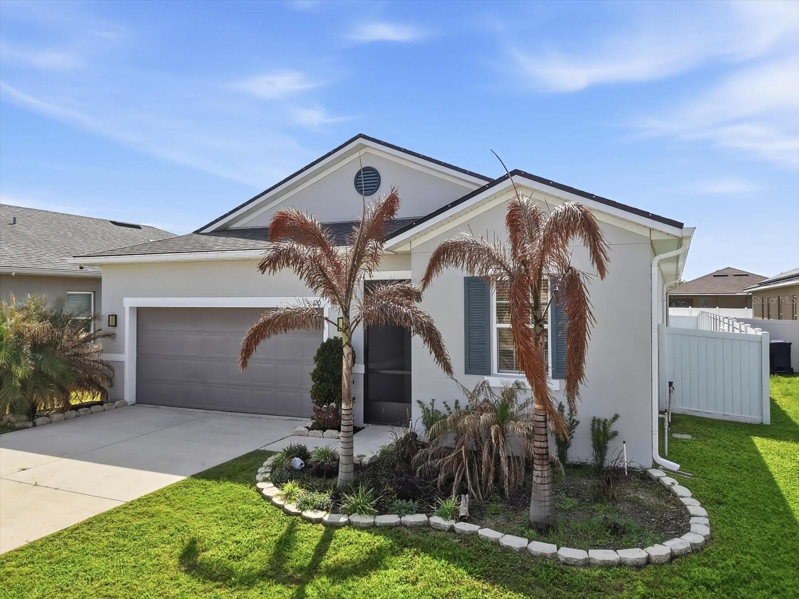 120 Summershore Dr photo 3