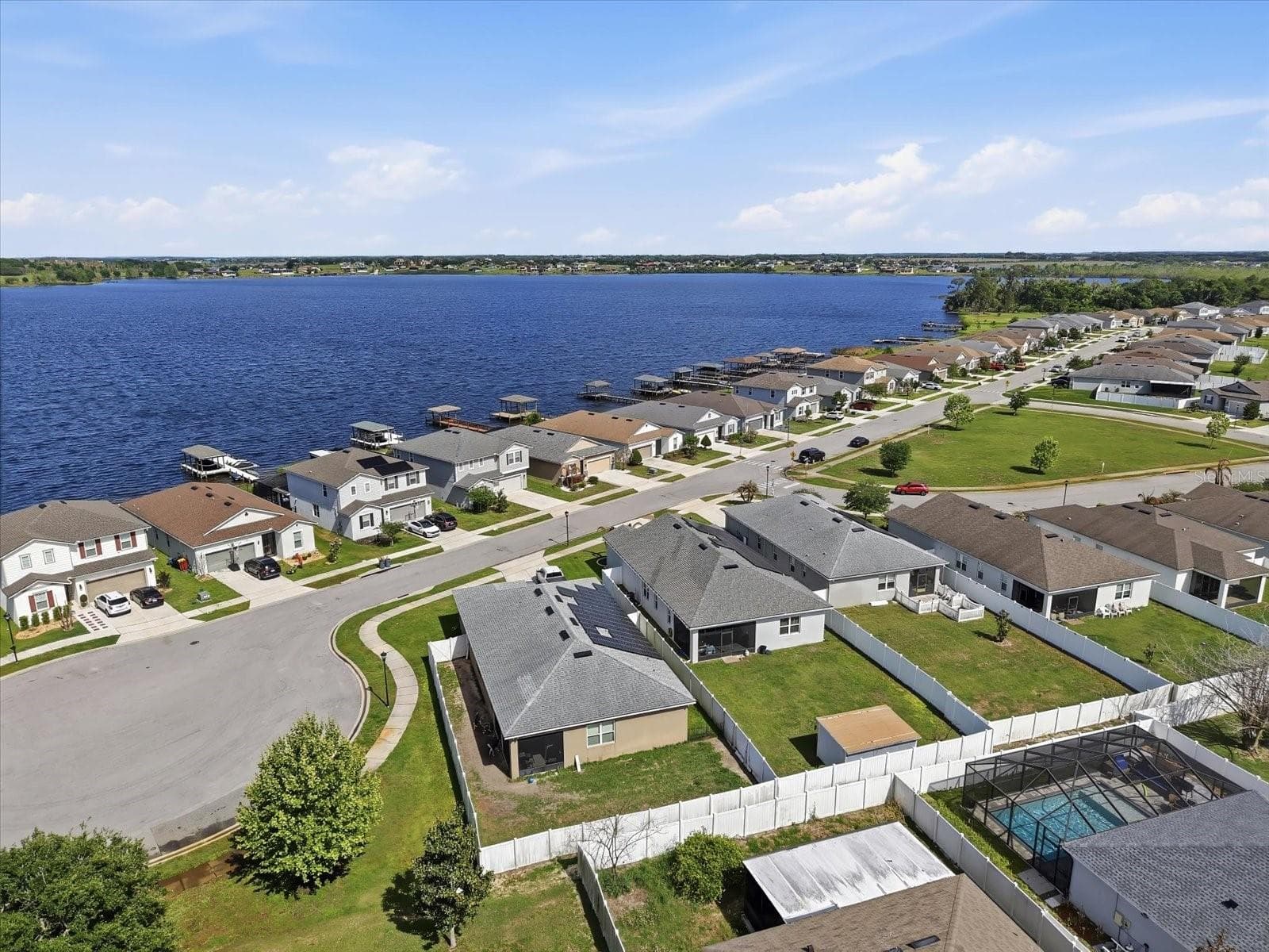 120 Summershore Dr photo 5