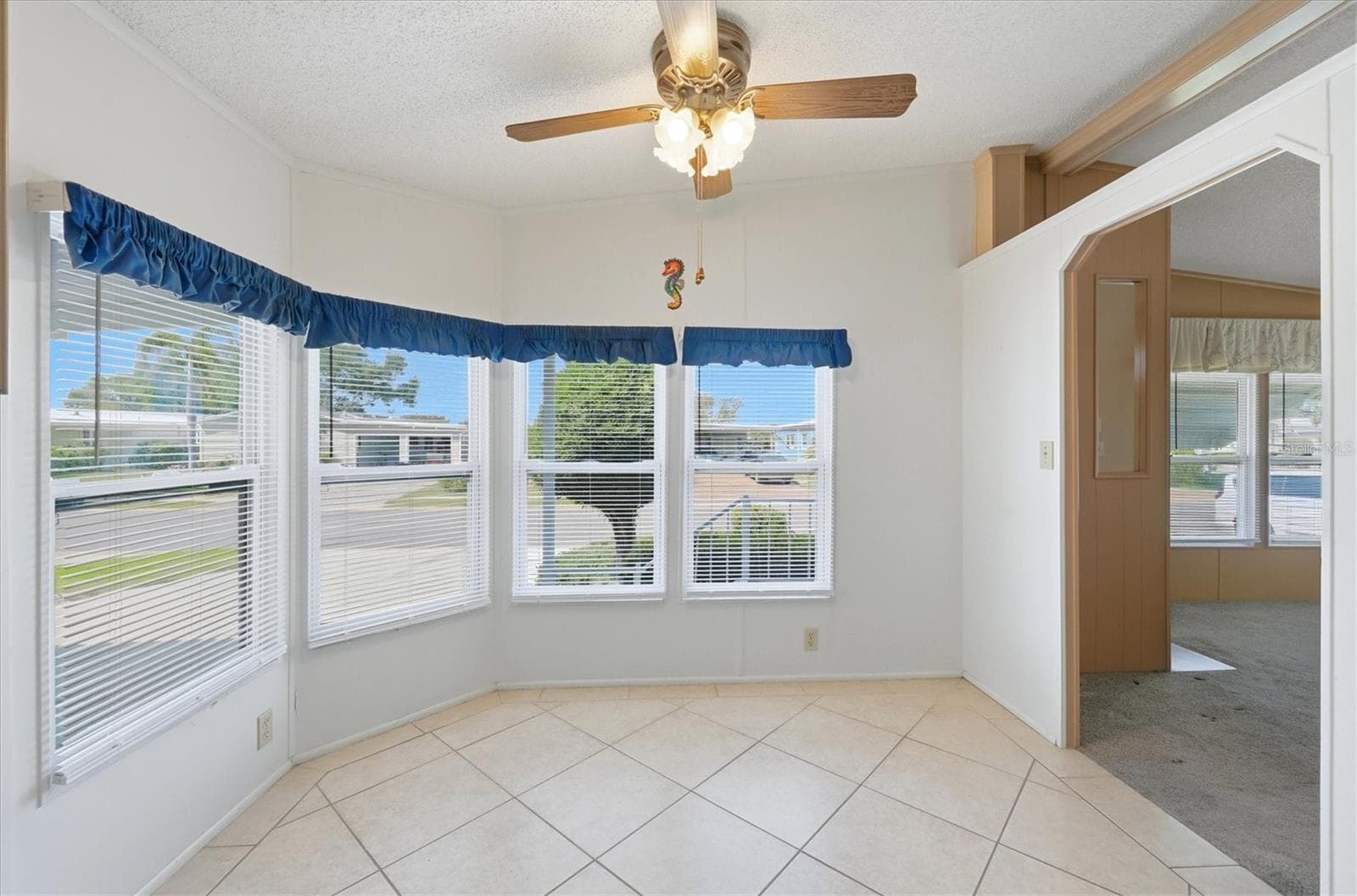 8420 Imperial Cir photo 4