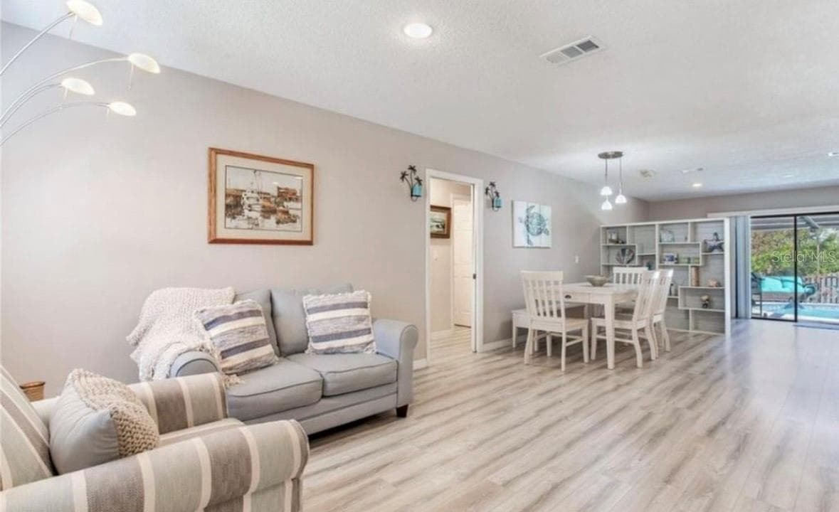 5875 Bay Pines Lakes Blvd photo 4