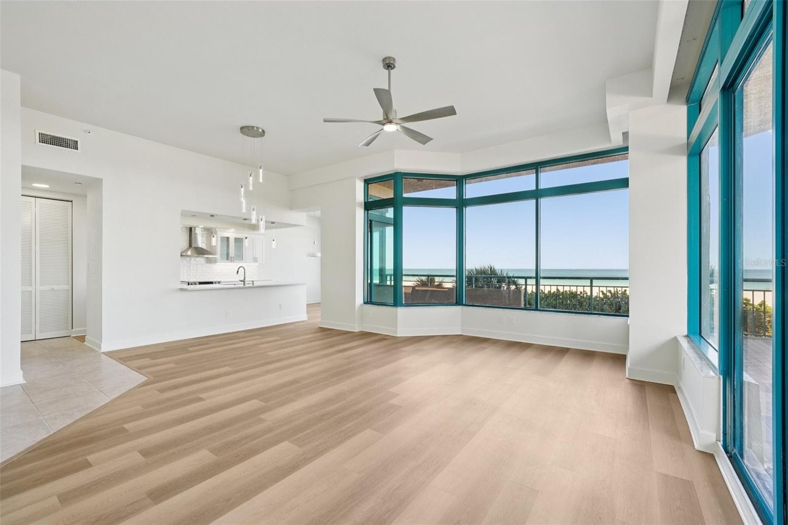 1520 Gulf Blvd #202 photo 3