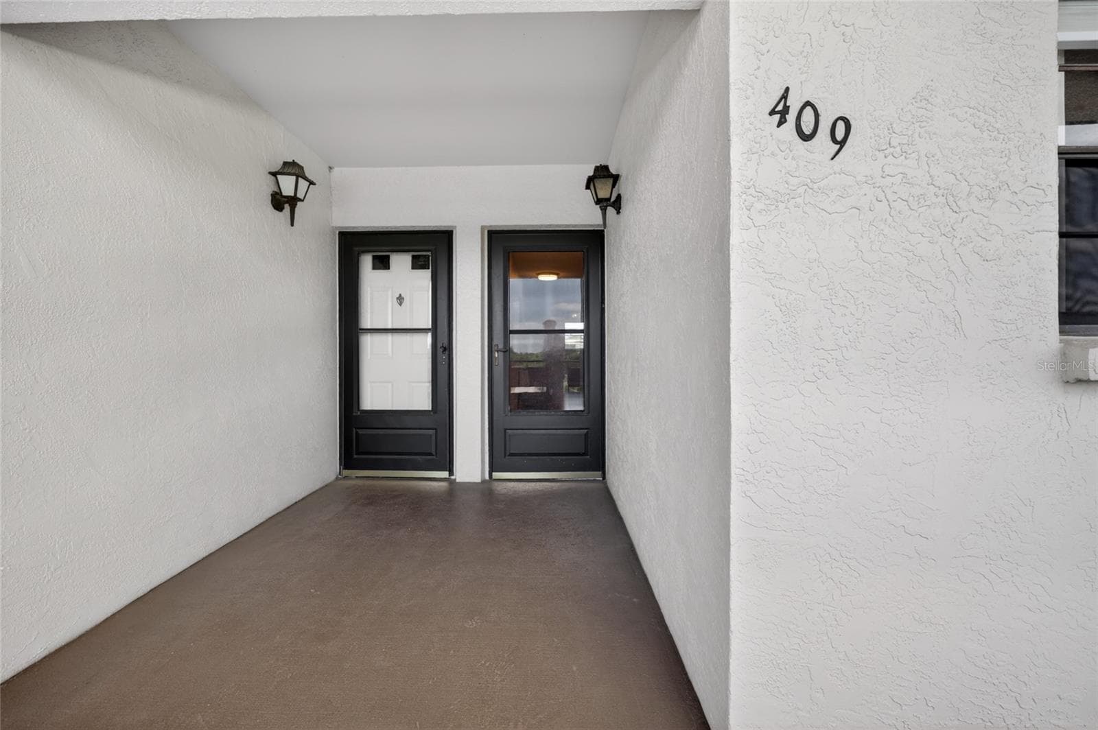 6080 80th St N #409 photo 2